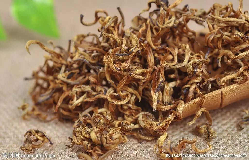 還傻傻分不清烏龍茶是青茶還是綠茶？作為茶道發(fā)源國的國人你必須了解的一些茶知識