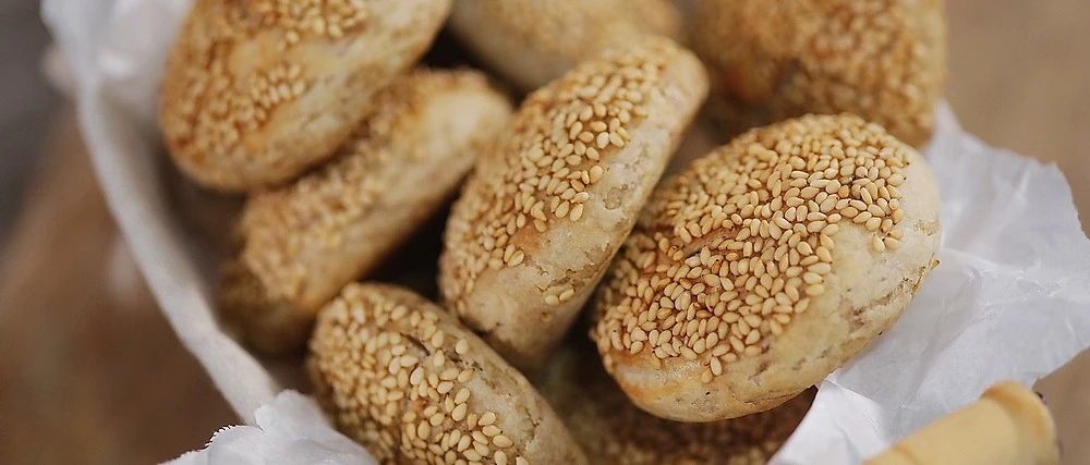 我做的麻醬小燒餅有多好吃？視頻版來了！