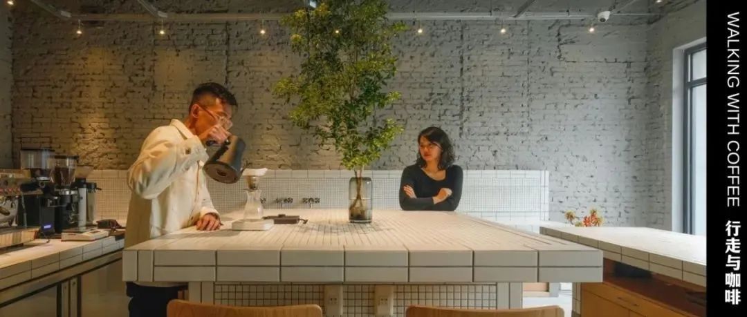 終于跟男友一起開了理想的咖啡店，把生活過成喜歡的樣子