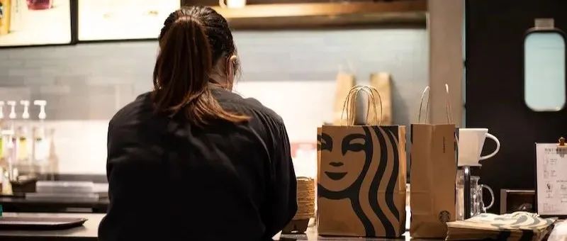 下降 %，星巴克觸礁中國市場